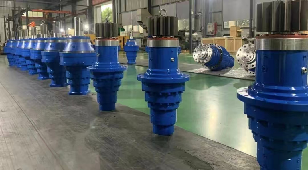 回转用行星齿轮减速机 回转用行星齿轮减速机